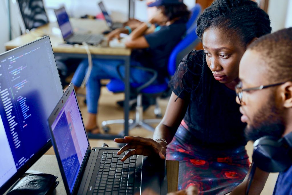 desola lanre ologun kwzwjtndplk unsplash